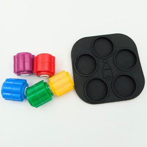 Корейската супер игра Squid game с пет камъчета и фенска гумена подложка